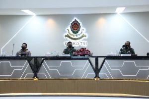 Usai Trima Paparan WGS dan LMS, Panglima TNI Bersama Kapolri Tinjau Fasilitas Pendidikan Sesko TNI