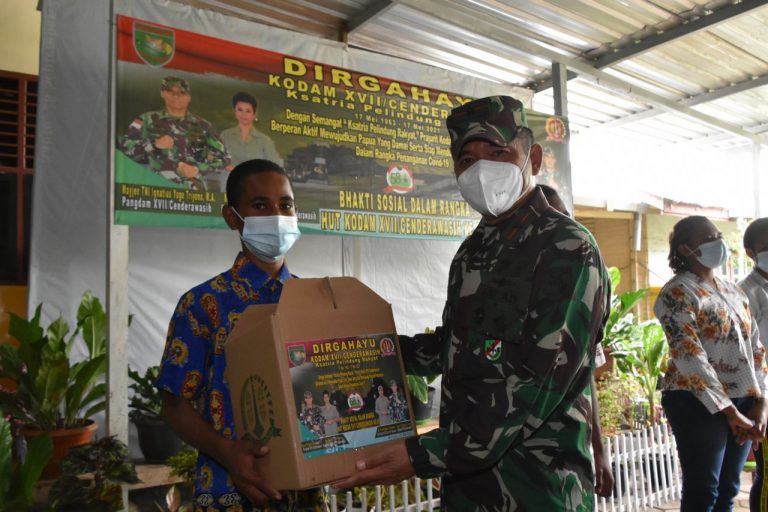 Danrem Merauke Bhakti Sosial HUT Ke-58 Kodam XVII/Cenderawasih