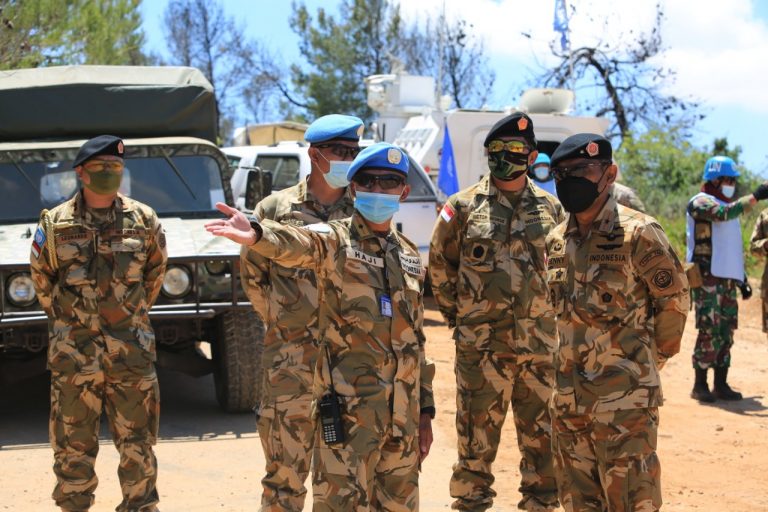 Wadan PMPP TNI Sambangi Area of Responsibility Indobatt di Lebanon