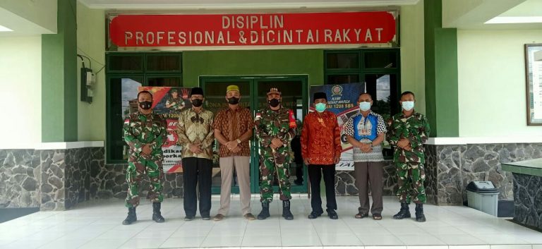 Dandim Sambas Silaturahmi Dengan Purnawirawan
