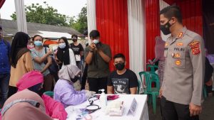 Kapolres Dongkrak Presentase Vaksinasi Masyarakat Bogor