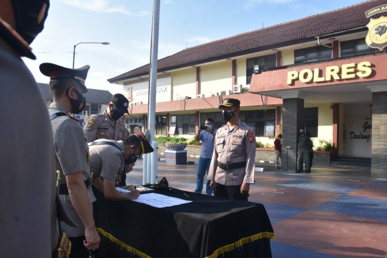 Enam Kapolsek di Polres Bogor Alami Pergantian