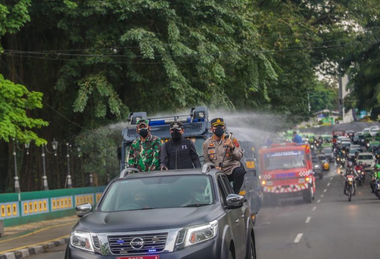 Ribuan Mobil dan Sepeda Motor Diputarbalikan Petugas Ganjil Genap
