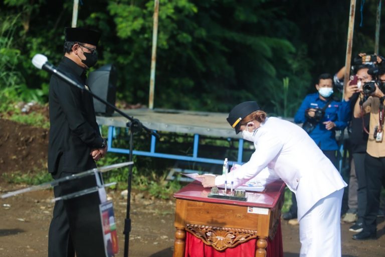 Wali Kota Ingatkan Camat dan Lurah Garda Terdepan Lindungi Warga
