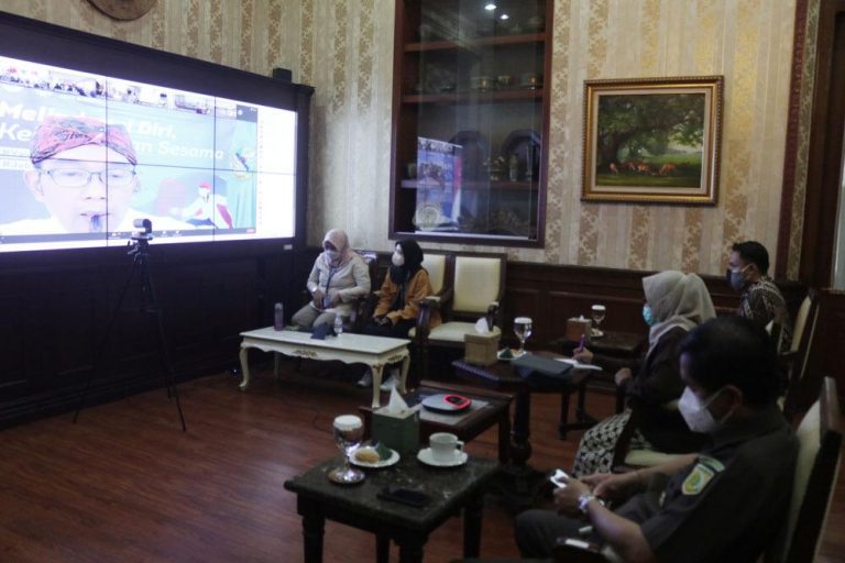 Kang Emil Minta Kepala Daerah Fokus Sosialisasi