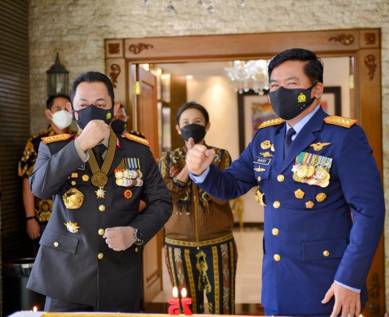 Panglima TNI Berikan Kejutan Kapolri