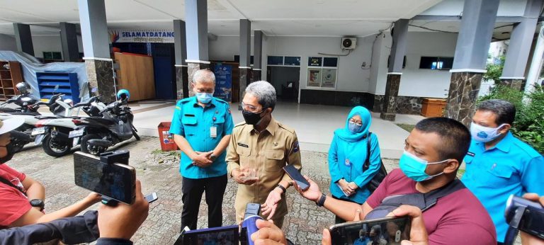 Dedie “bukan hanya masalah oksigen, tapi juga masalah nakes”