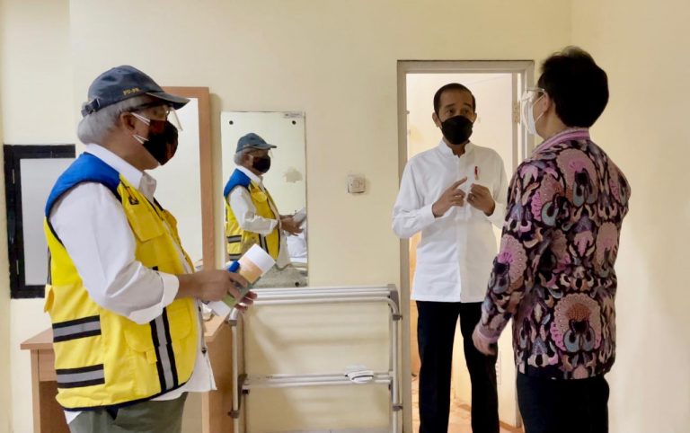 Jokowi Pastikan Kesiapan Asrama Haji Pondok Gede, Antisipasi Lonjakan