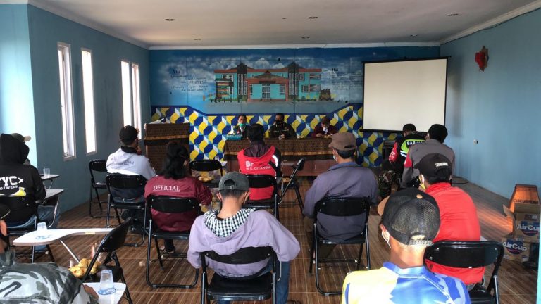 Purwadi Sosialisasikan Program Penataan Situ Cianjing Kepada Masyarakat Pengelola Kolam