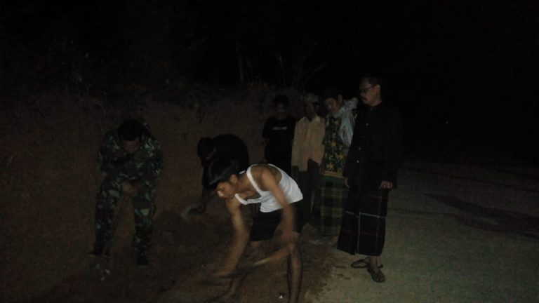 Kebut Pembangunan di Cianjur Satgas TMMD Tak Kenal Lelah Siang Malam
