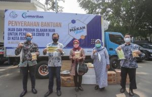 Bantuan 1 Ton Ikan Beku dan 4.000 Ikan Olahan dari KKP, Untuk Warga Isoman dan Terdampak Covid-19 di Kota Bogor