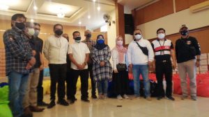 Pemprov Jabar Serahkan 370 Paket Sembako Bagi Warga Kota Bogor Terdampak
