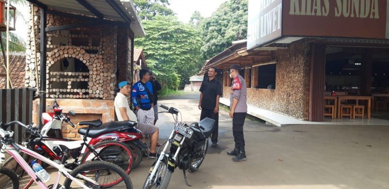 Polsek Ciampea Lakukan PPKM Mobile di Wilayah Hukum