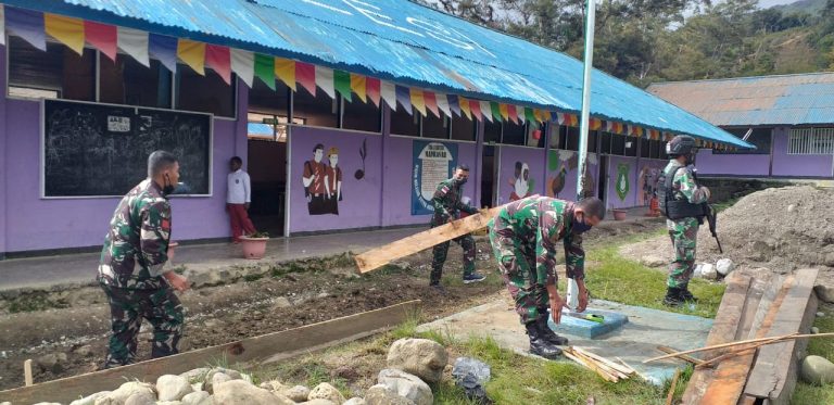 Satgas Pamrahwan Sulap Lahan Kosong Menjadi Taman
