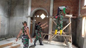 TNI Gringsing Bantu Warga Rehab Mushola