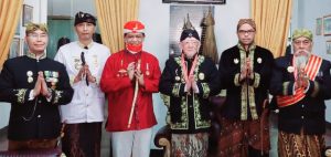 Tokoh Budaya Jabar Hadiri Festival Adat Keraton Nusantara 1 di Sumedang Larang