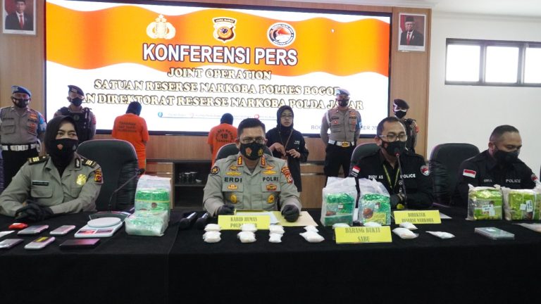 Tiga Kasus Peredaran Narkotika 5,6 KG BB Sabu-sabu di Amankan Polisi