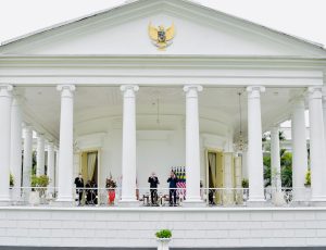 Bertemu PM Malaysia, Jokowi Dorong Penyelesaian MoU Perlindungan TKI dan Negosiasi Batas Negara