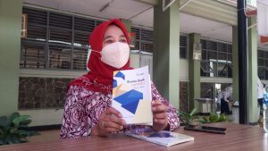 Guru SMPN 1 Kota Bogor Tularkan Semangat Menulis “Launching Buku”