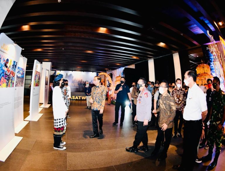 Jokowi Minta Polri Turut Kawal Realisasi Investasi