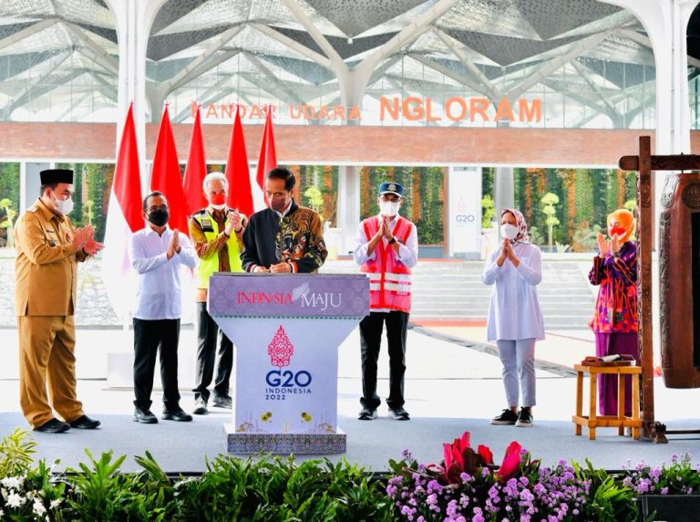 Presiden Resmikan Bandara Ngloram Blora Jateng