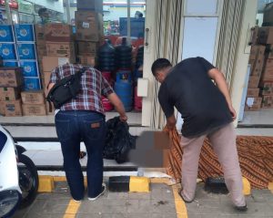 Polisi Selidiki Penemuan Mayat Tanpa Identitas di Halaman Mini Market Caringin