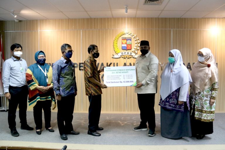 DPRD Serahkan Jaminan Kematian Peseta BPJS