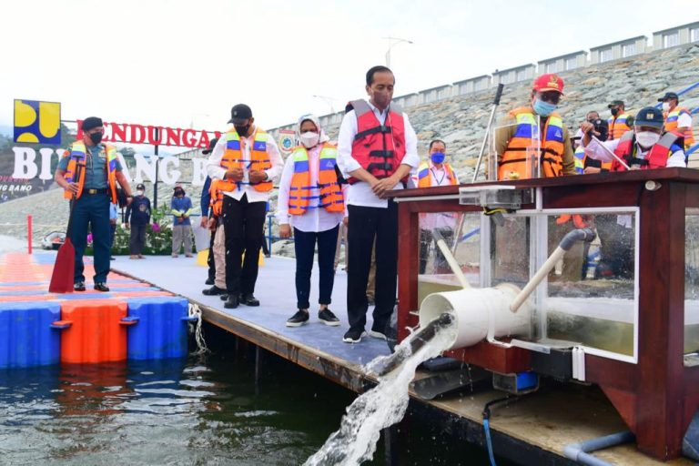 Presiden Resmikan Bendungan Bintang Bano
