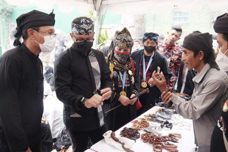Bima Arya Harapkan Masukan Budayawan Soal Pembangunan Bumi Ageung Batutulis