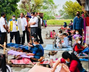 Penataan Kampung Ulos Huta Raja Upaya Lestarikan Warisan Pusaka Bangsa