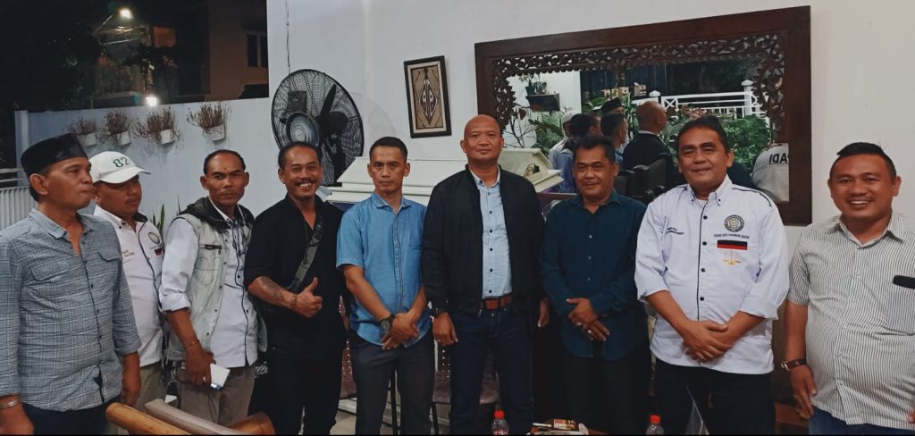 FOR PADI Silaturahmi Sambangi Kediaman Para Pembina