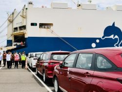 Jokowi Optimistis Ekspor Mobil via Pelabuhan Patimban Terus Meningkat