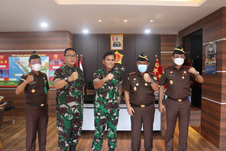 Pangkogabwilhan I Temui Kunjungan Kajati Kepri