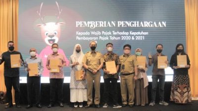Penghargaan Wajib Pajak, Dedie Tekankan Pajak Untuk Pembangunan Lebih Baik