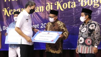 Dedie Buka Sosialisasi dan Pelatihan Pemberian Hibah Lembaga Keagamaan