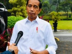 Soal Presiden Tiga Periode, Jokowi : Kita Harus Taat Konstitusi