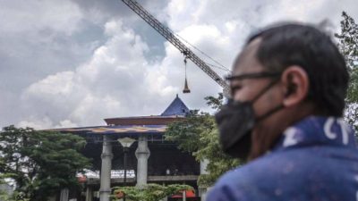 Makara Masjid Agung Kota Bogor Baru Terpasang, Berikutnya Lelang Konsultan Pengawas