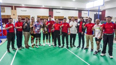 Masyarakatkan Olahraga Danpussenarhanud Resmikan Lapangan Bulutangkis dan PB Vyati
