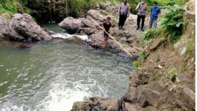 Wisatawan Korban Tenggelam di Curug Suakan Bogor Berhasil Dievakuasi