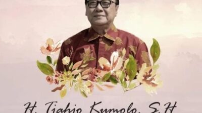 Dari Abu Dhabi Jokowi Sampaikan Dukacita atas Wafatnya Tjahjo Kumolo