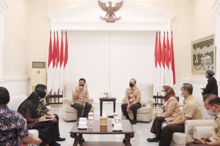 Dedie Rachim Terima Kunker Pemkot Balikpapan