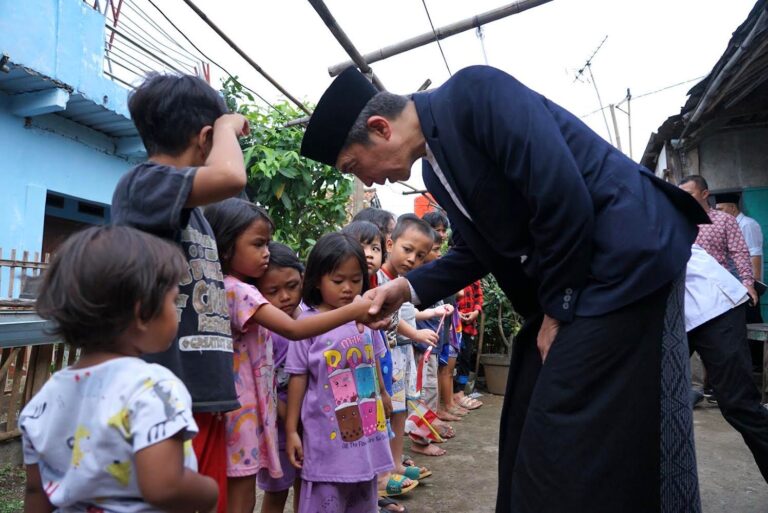 Dedie Tampung Aspirasi Warga Kampung Pabuaran, Ungkap Masalah Pendidikan