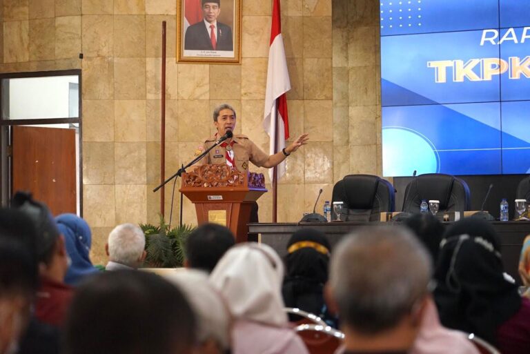 Dedie Rachim Terus Dorong Penurunan Angka Kemiskinan di Kota Bogor