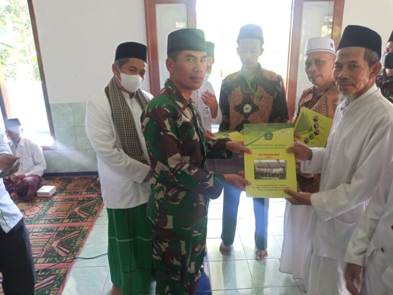Sebelum Jadi Prajurit, Santri Perlu Digembleng