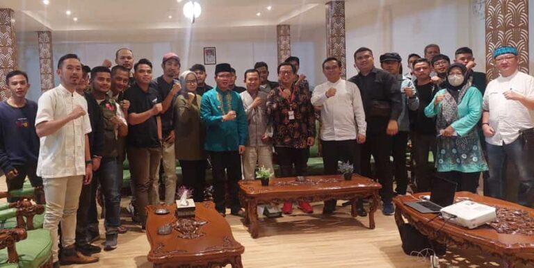 Kang DS Ajak Netizen Maksimalkan Manfaat Positif Bermedsos