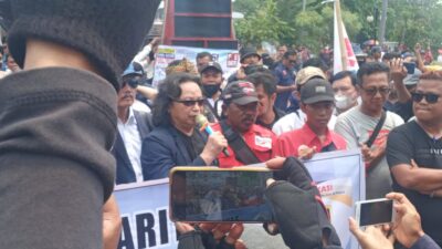 Demo Wartawan Tuntut Penjarakan dan Pecat Oknum Pejabat Pemkab Karawang