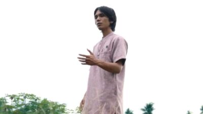 Gusri Akbar Penyanyi Mirip Once Rilis Lagu “Bersamamu”, Sekuel Warkah Cinta Karya R doel