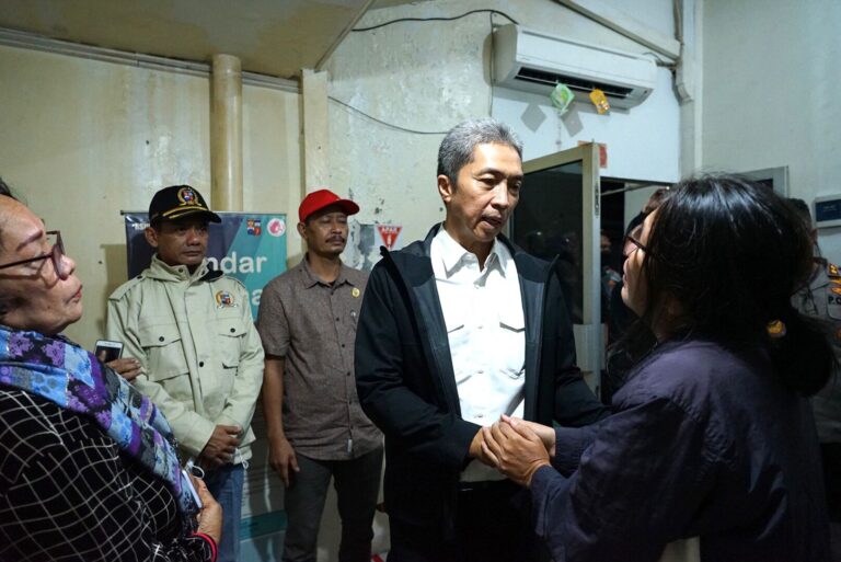 Korban Longsor Meninggal Dunia di Gang Kepatihan, Dedie Rachim Sampaikan Belasungkawa