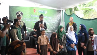 Bupati Lakukan Program Buku Sekolah Tiga Muatan Lokal di Kabupaten Bandung