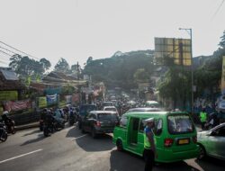 Kemacetan Parah di Simpang Gunung Batu Kota Bogor, Petugas Tidak Boleh Telat dan Kurang